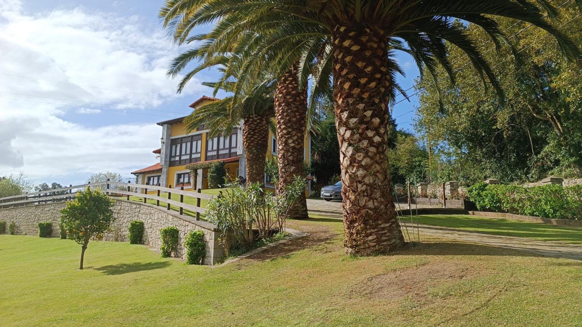 El Corral Del Acebo Guest House Nueva De Llanes Exterior photo